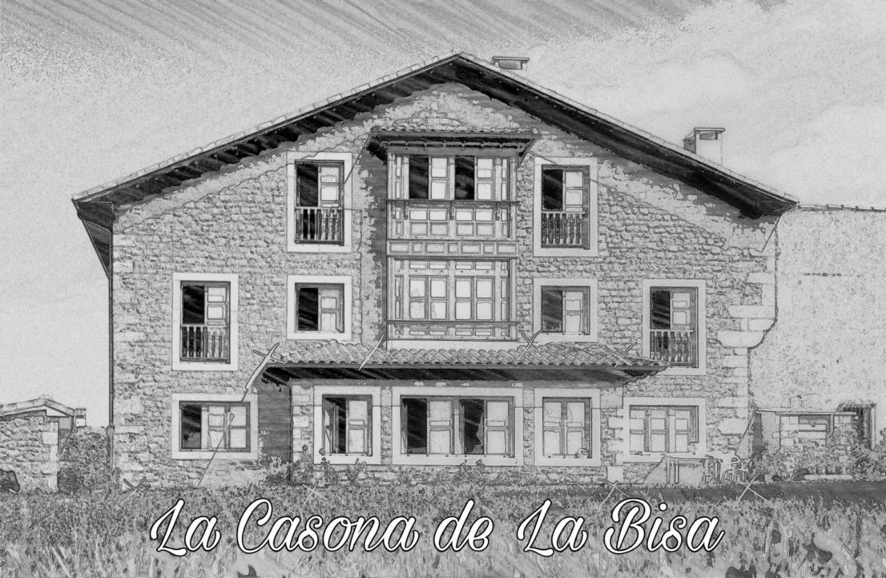 Villa La Casona De La Bisa Colombres Exterior foto